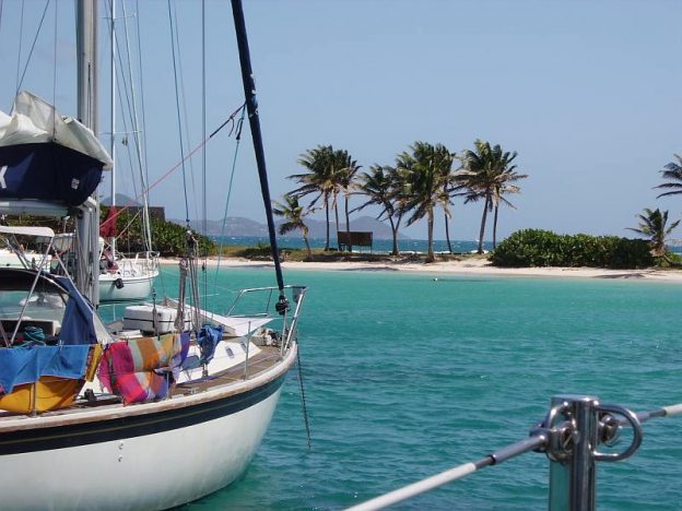 Anchorage for sailboats in the Tobago Cays - Saint Vincent and the Grenadines.